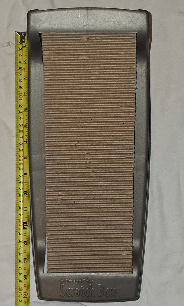 Omega Paw Ripple Board Everest Scratch Box w Toy - photo 3