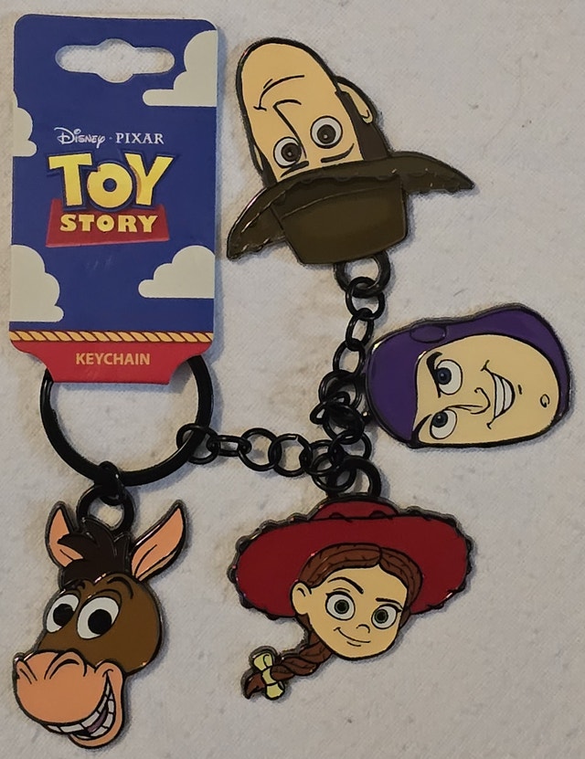 NEW 5 Pc Toy Story Movie Set Tote, Tumbler, Pouch, Hat, Keychain - photo 3