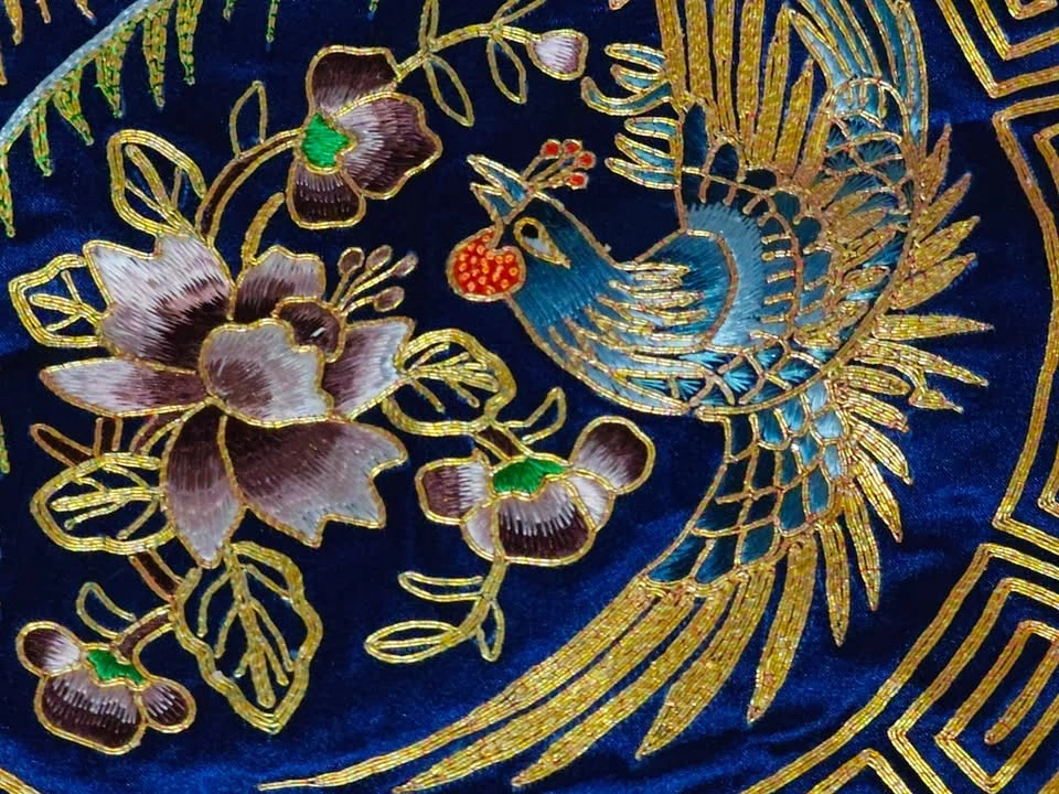 Phoenix Silk Embroidery Round Pillow Covers - photo 4