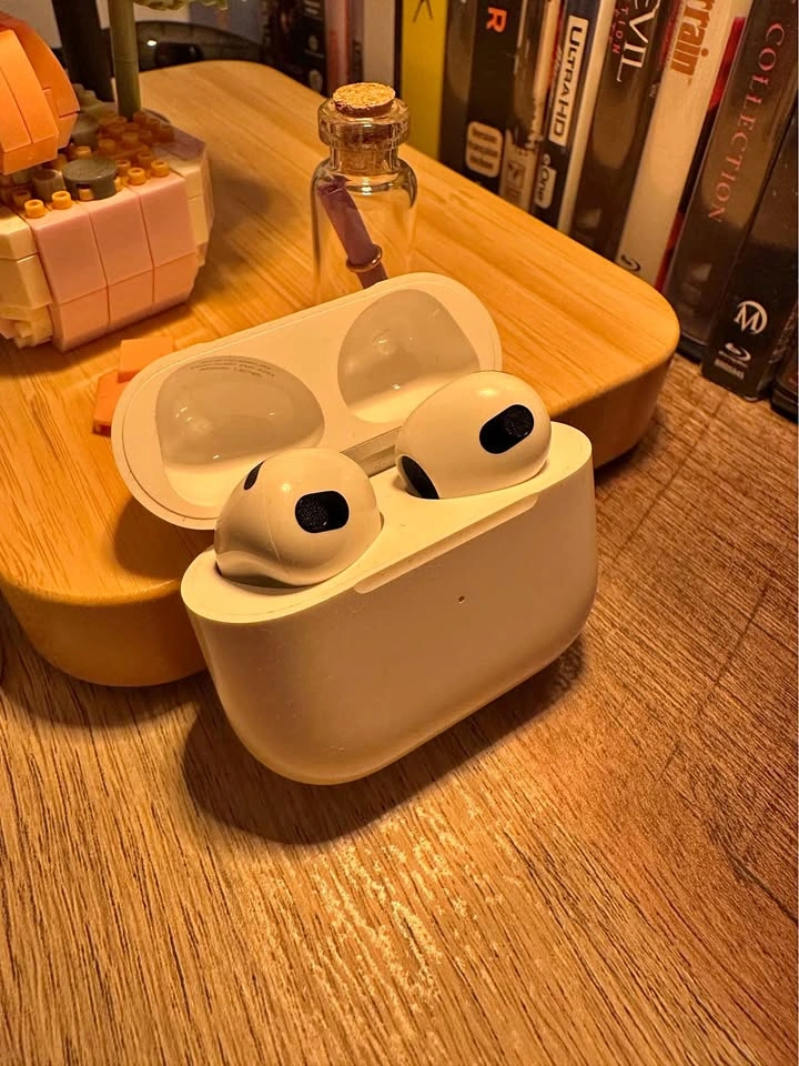 Apple AirPods 3