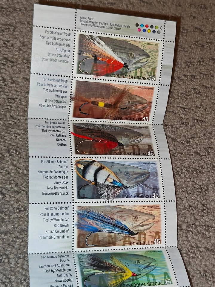 Stamp Booklet - 1998 Canada Post Fishing Flies (BK207 / 1720b) - photo 2