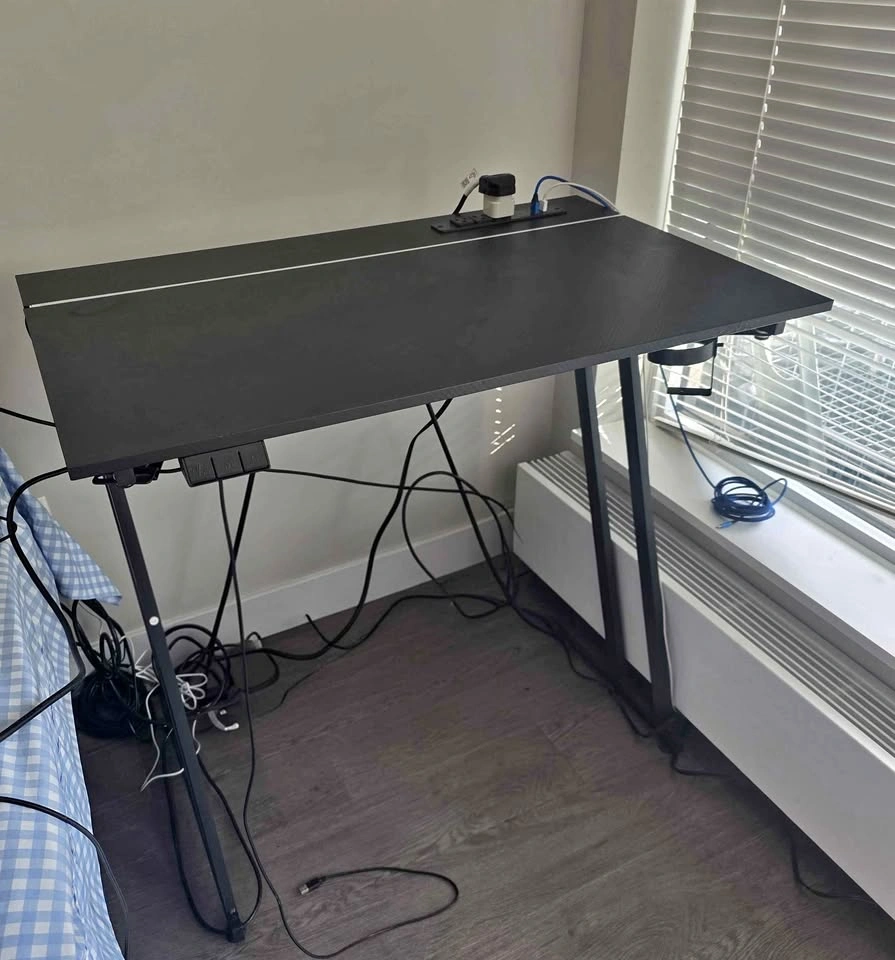 MOTPK LED Gaming Desk + FREE Gaming Chair