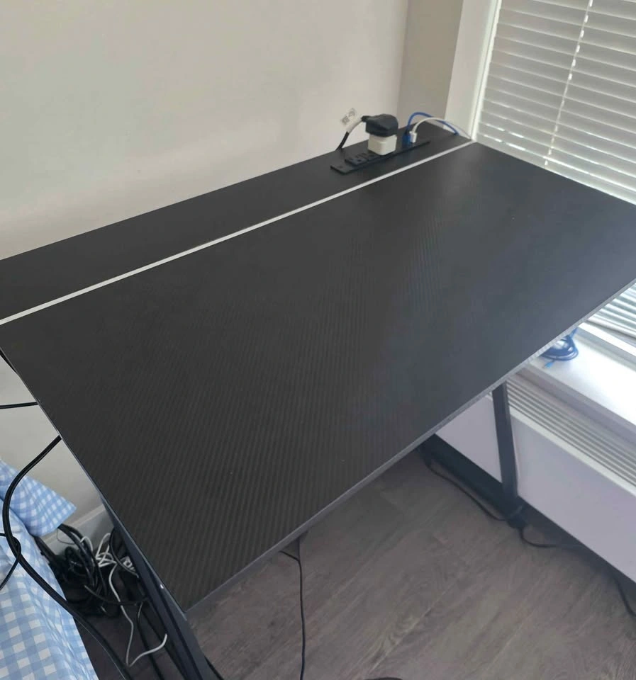 MOTPK LED Gaming Desk + FREE Gaming Chair - photo 2