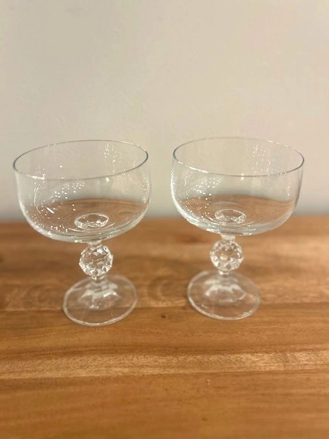 Vintage Champagne Coupe Glasses - photo 3