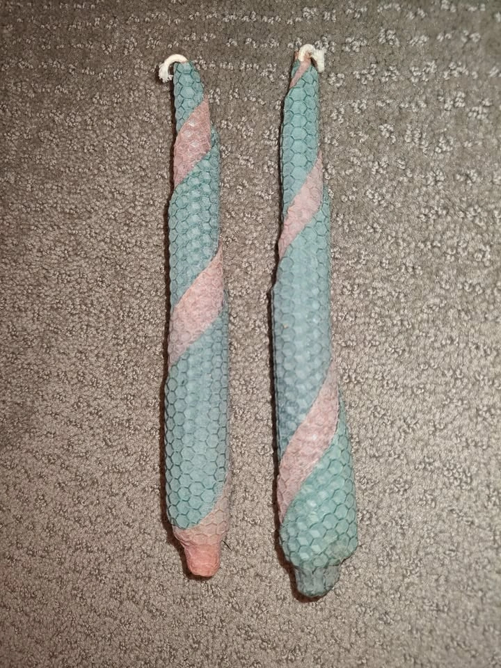 Handmade 100% Beeswax Taper Candles – Pair (8.5") - photo 2