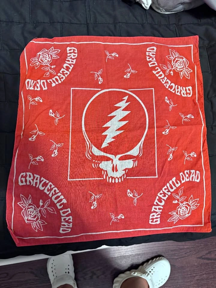 Grateful Dead red bandana skull and lightning bolt print