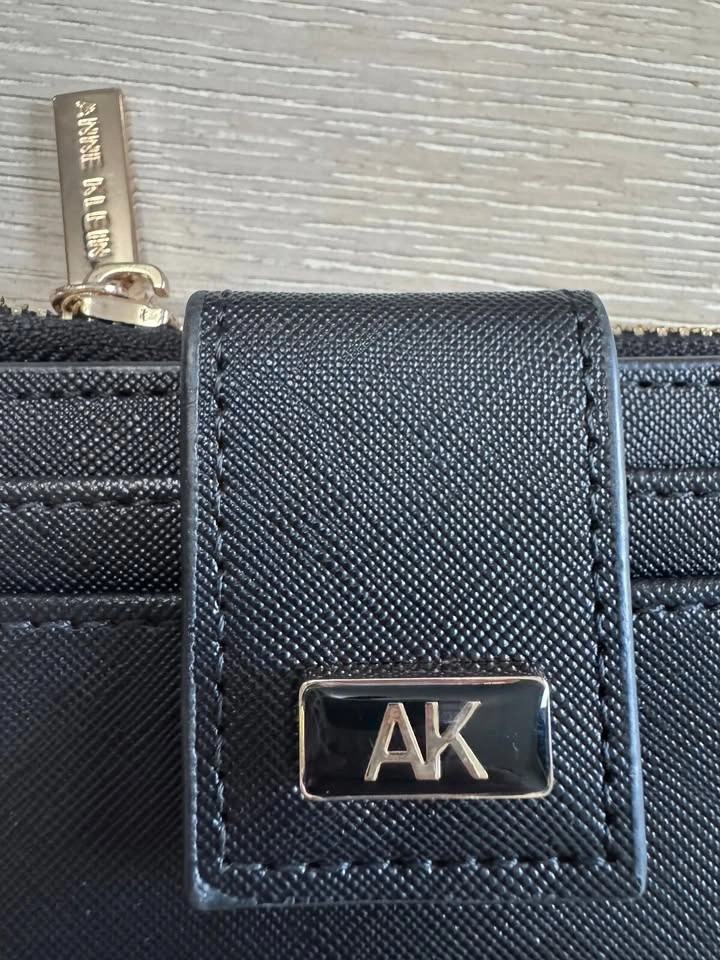Anne Klein AK black zip card holder wallet - photo 2