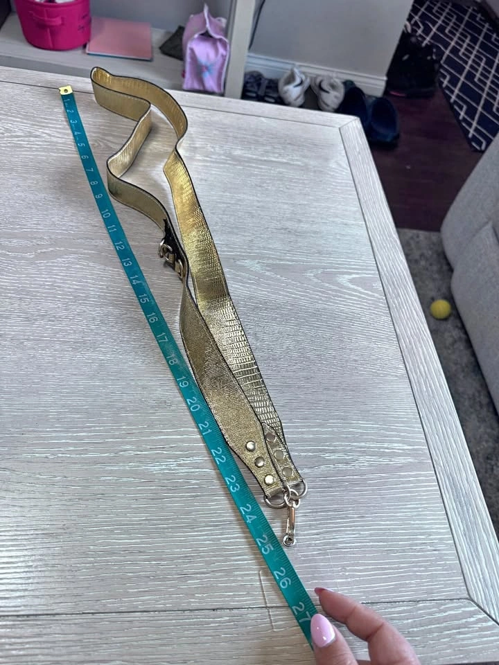 Gold Tone Lanyard Necklace Strap Clear ID Badge Holder