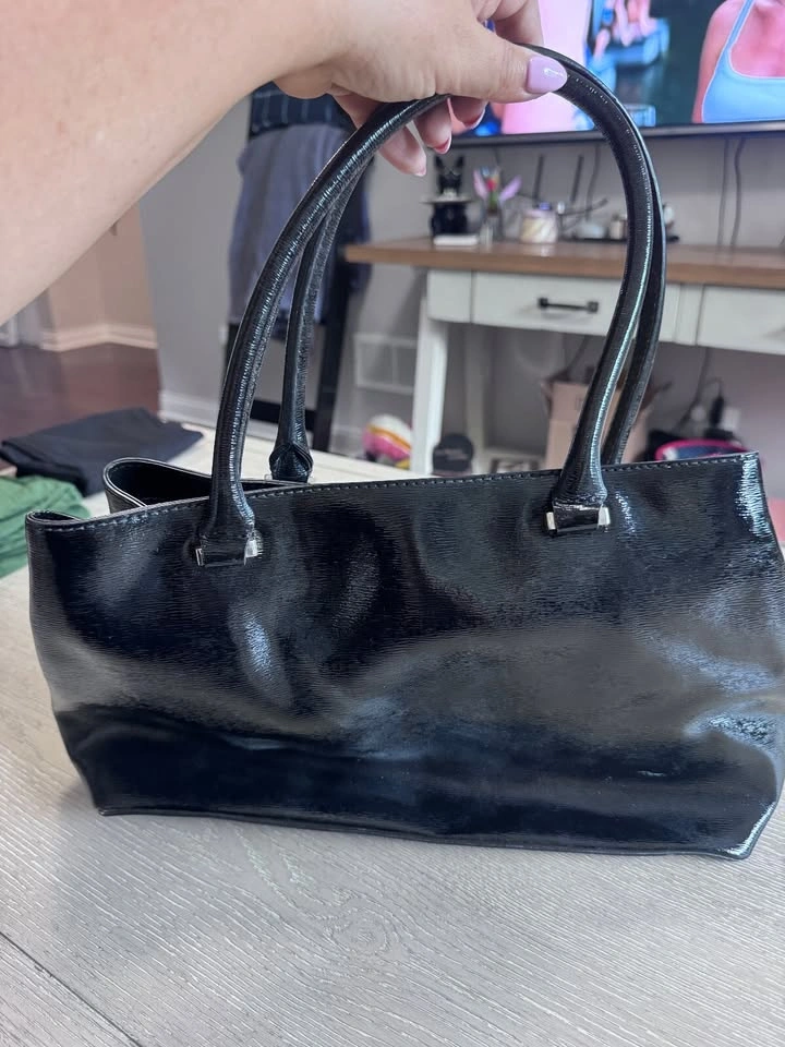 Kate Spade New York black patent leather tote bag - photo 2