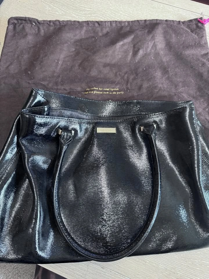 Kate Spade New York black patent leather tote bag - photo 5