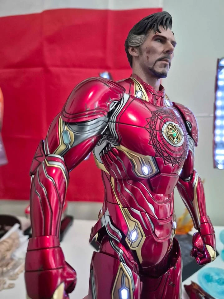 Iron Strange Hot Toys - photo 5