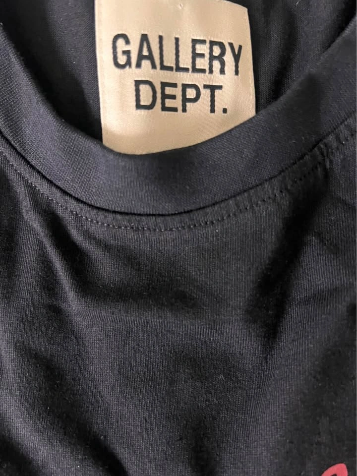 Red Gallery Dept. Tee - photo 2