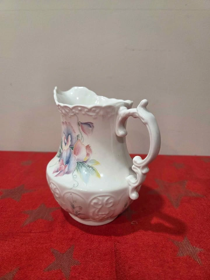 Vintage AYNSLEY "Little Sweetheart" Pitcher - photo 3