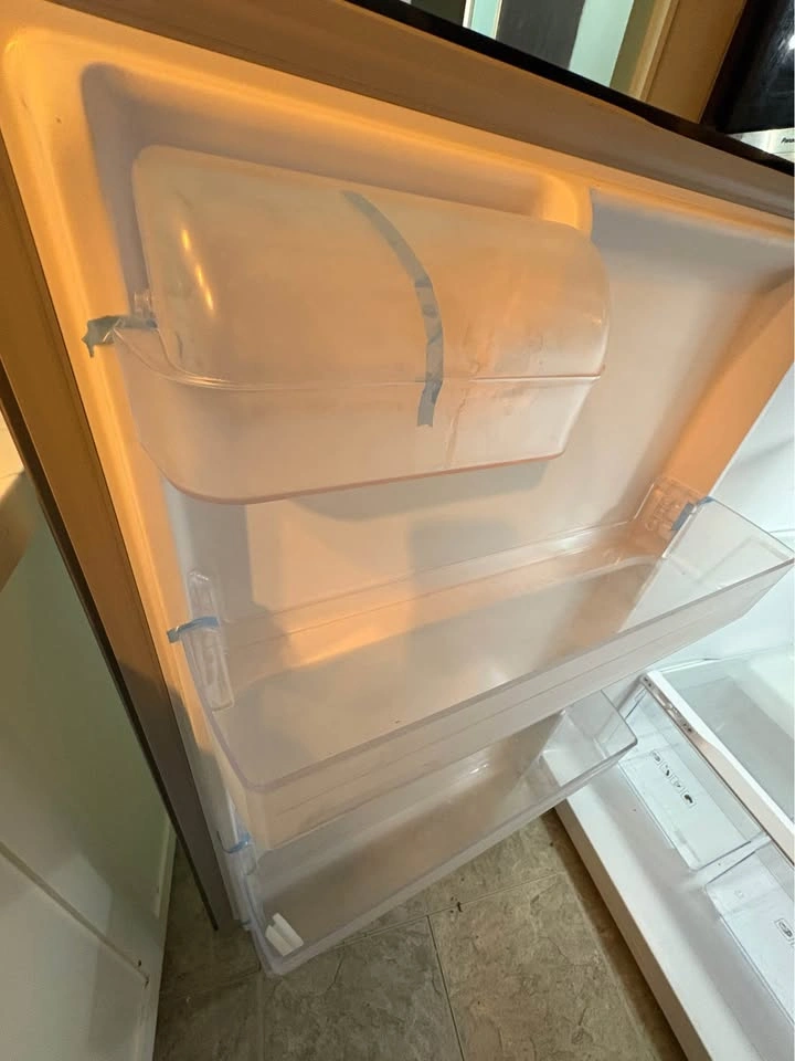 Danby 18 cu. ft. Top Mount Refrigerator in Stainless Steel Look - photo 3