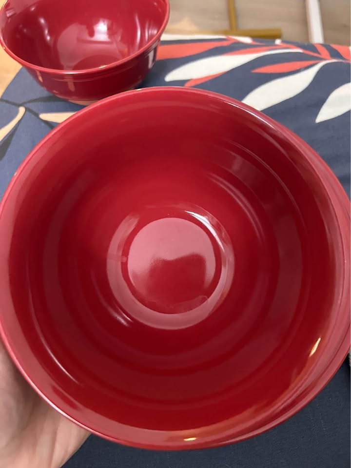 Dinnerware Set- 3 plates 2 bowls- unused - photo 5