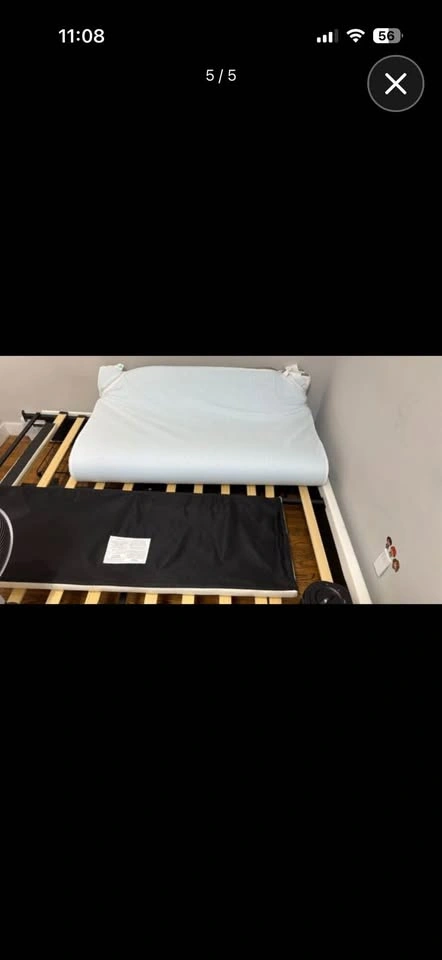 Full Size White Tufted Storage Bed Frame - photo 3