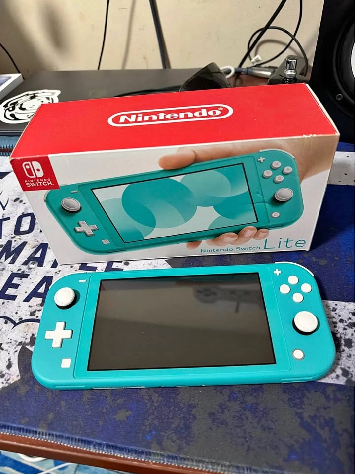 Nintendo Switch Lite
