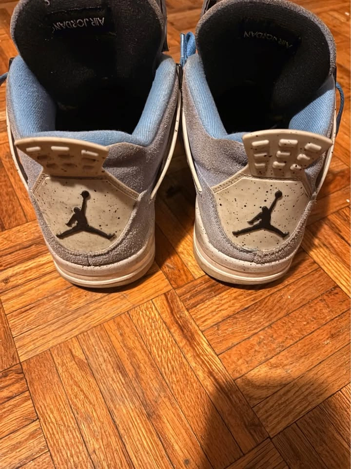 Air Jordan 4 Retro University Blue Size 9.5 - photo 4
