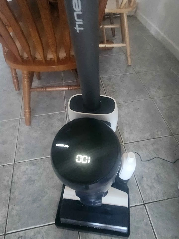 Tineco 5 Cordless Wet Dry Vacuum Cleaner - photo 2