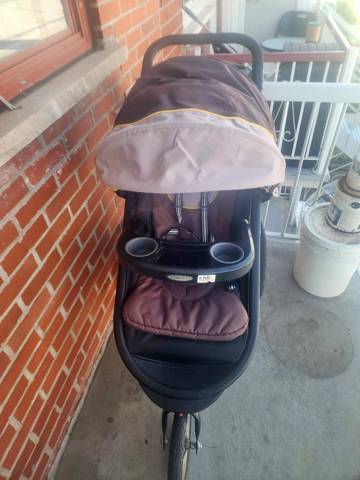 Graco Click Connect Jogging Stroller