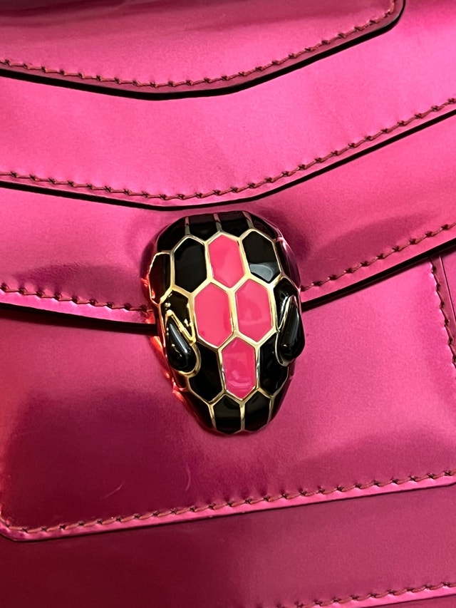 Authentic Bvlgari Serpenti Forever Pink Metallic Shoulder Bag - photo 3