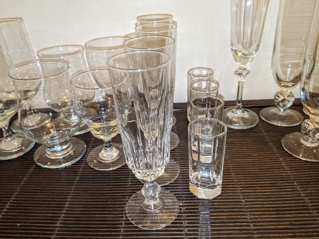 21 Piece Tall Glasses Lot (Take all for $30) - photo 3