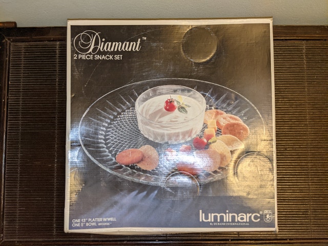 Luminarc Diamant 2-Piece Glass Snack Set ($30)