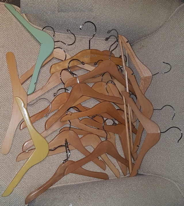 Baby and Kids Wood Clothing Hangers - photo 2