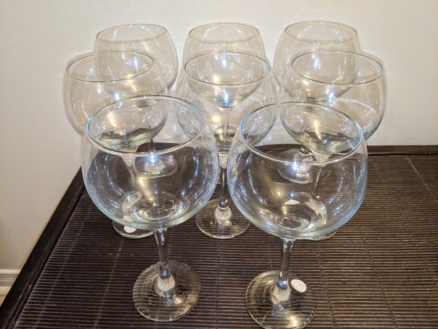 8 Large Crystal Clear Wine Glasses Made in Turkey