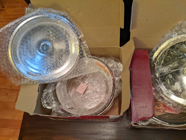 Silver Plated Round Casserole Set of 3 and One Divided Server - photo 2
