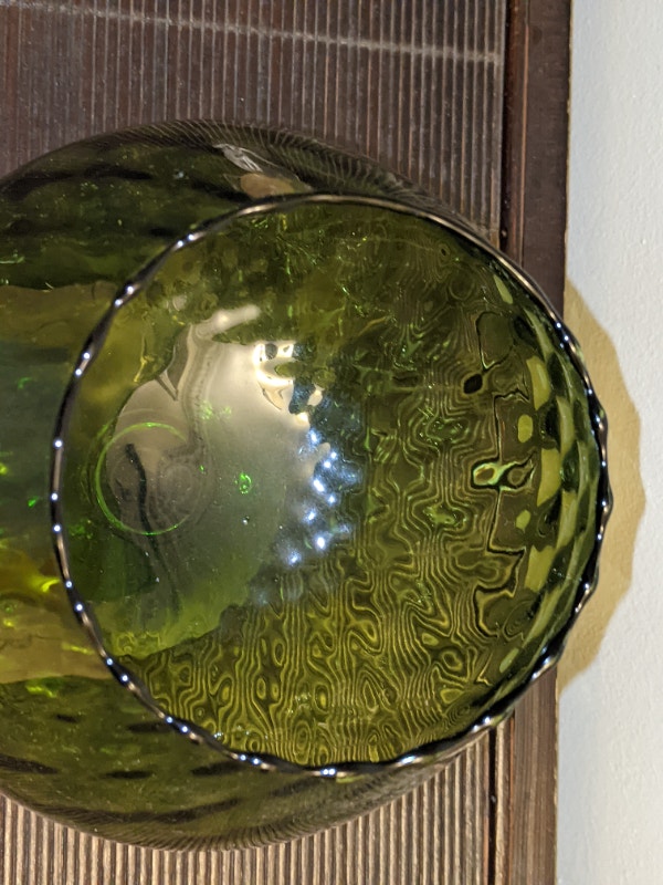 Green Glass Wine Glass Vase - photo 3