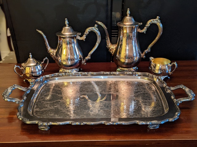 Vintage Silver Plated Oneida 5 Piece Set
