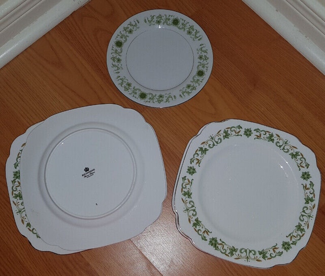 Vintage Bone and Fine China Lot - photo 2