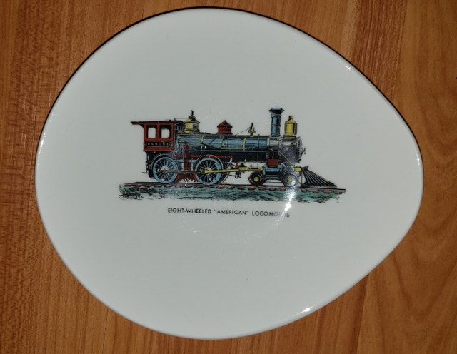 Queensberry Eight-Wheeled American Locomotive Train Dish