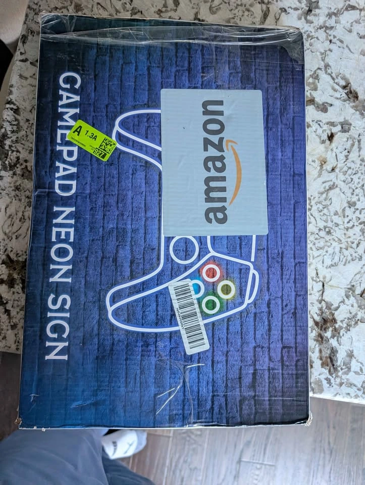 Gamepad Neon Sign - photo 3