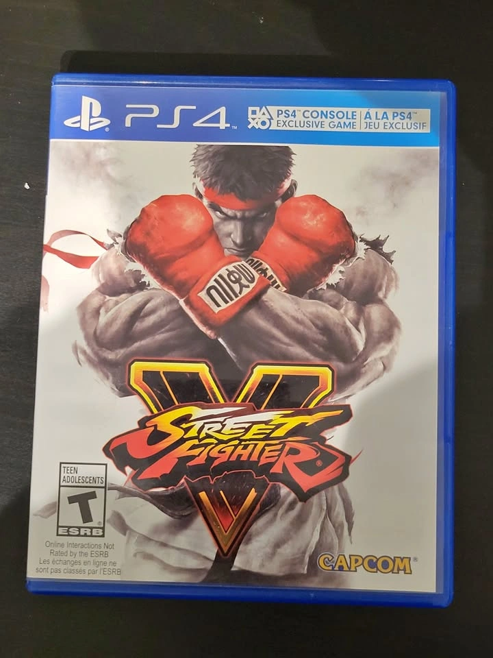 Street Fighter V (PS4)