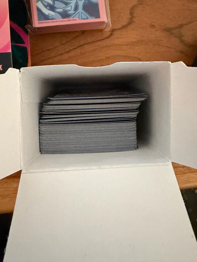 Pokémon Center Chaos Rising Elite Trainer Box Extras - photo 4