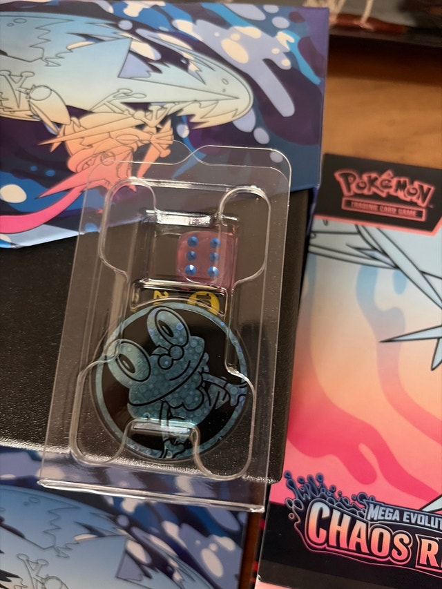 Pokémon Center Chaos Rising Elite Trainer Box Extras - photo 5