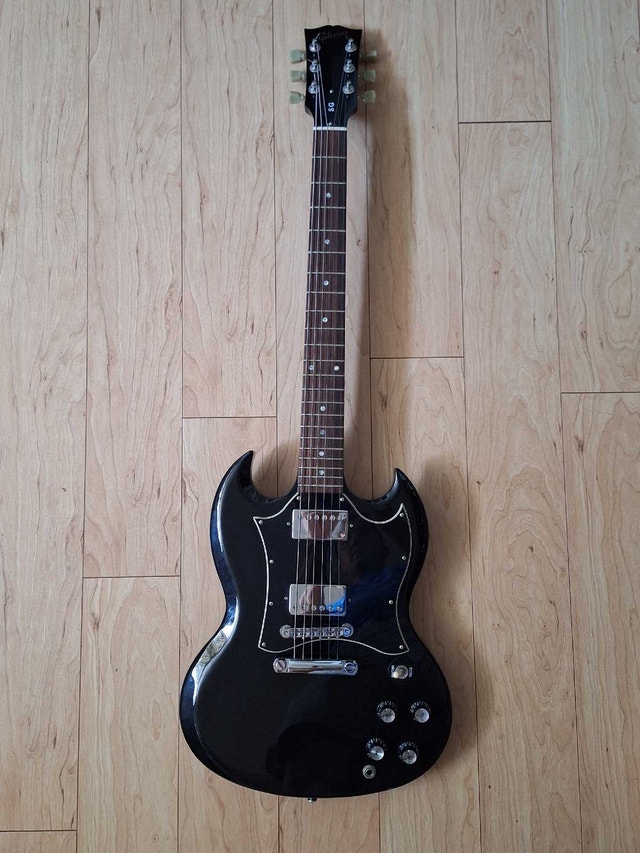 2002 Gibson SG Special - Excellent Condition