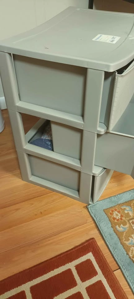 3-Drawer Storage Cabinet / Plastic Dresser – Good Condition - photo 3