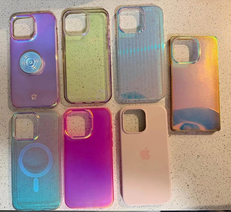 7 iPhone 15 Pro Max Cases – Apple, MagSafe & Iridescent Bundle - photo 3