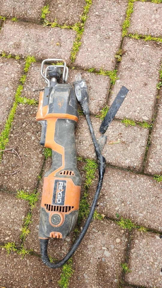 $40 RIDGID R3030 Reciprocating Saw - photo 2