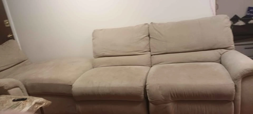 Laz-Boy 3 Piece Sectional Sofa - MOVING SALE - photo 3