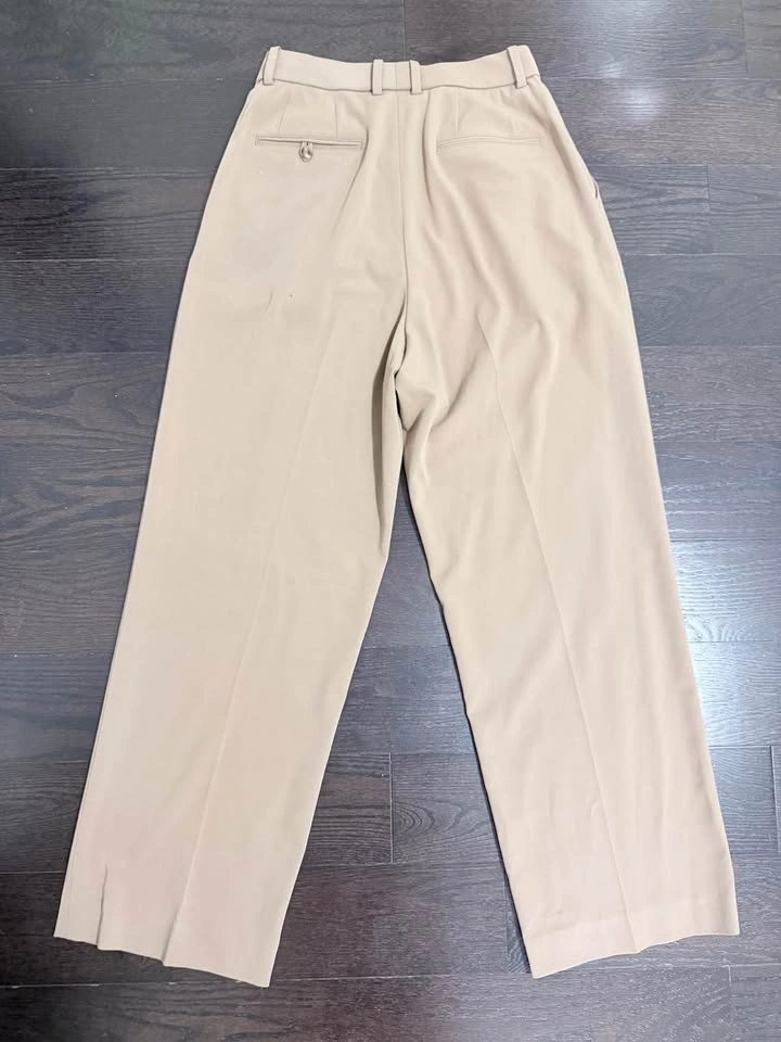 Uniqlo Tan High rise pleated wide pants sz small - photo 3