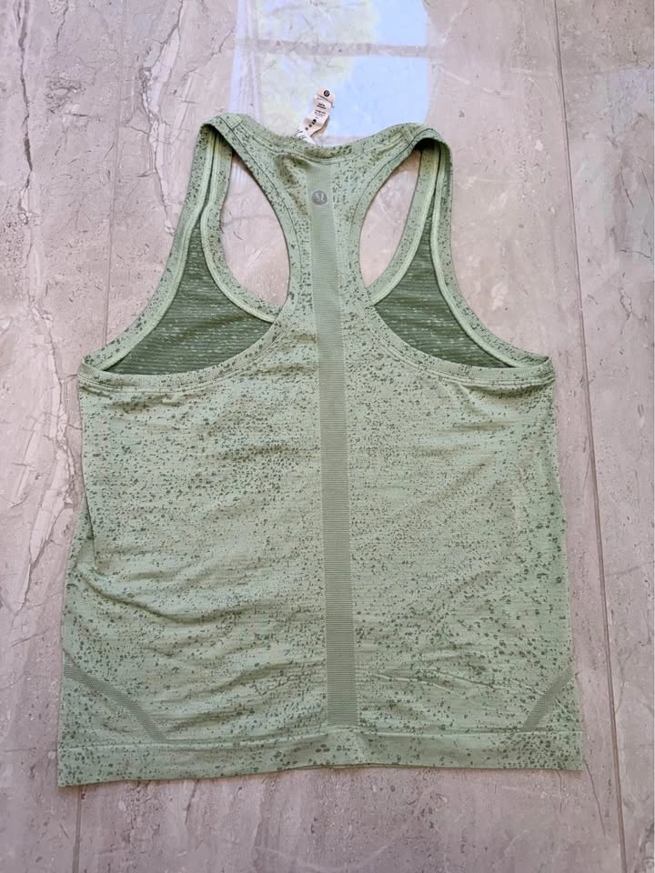 Lululemon Swiftly Tech Racerback Tank Top sz 6 - photo 3