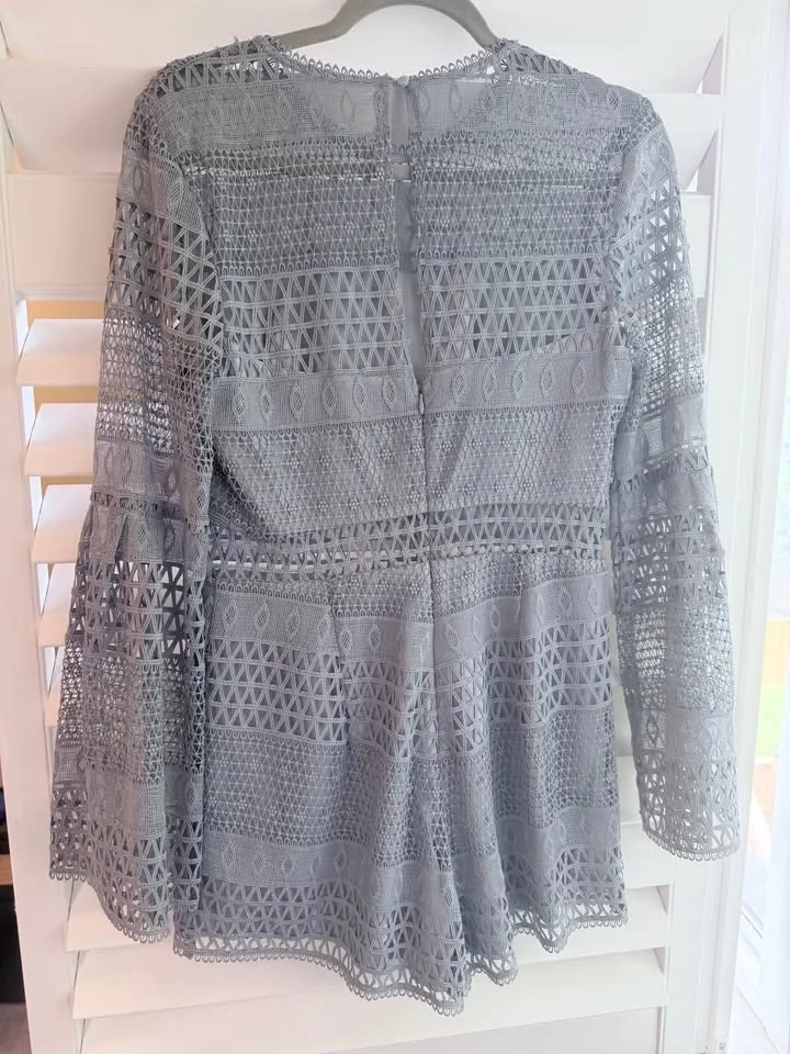 Bardot Blue Lace bell sleeve romper sz small /6 - photo 3
