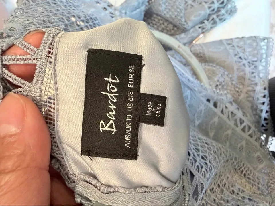 Bardot Blue Lace bell sleeve romper sz small /6 - photo 5