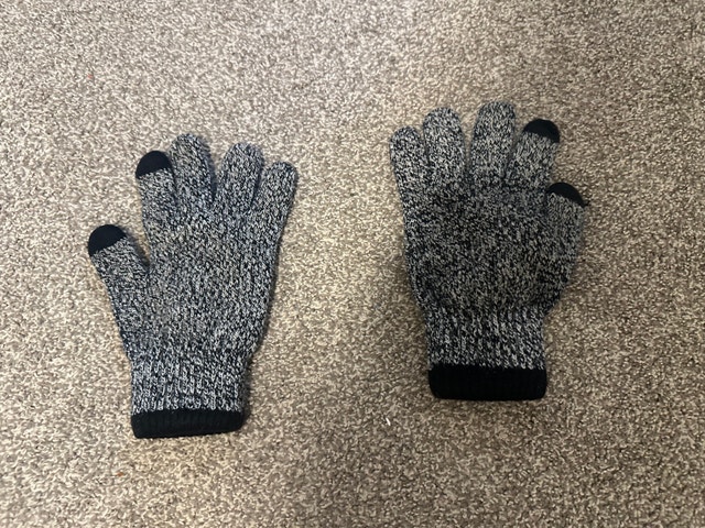 Touchscreen Knit Gloves