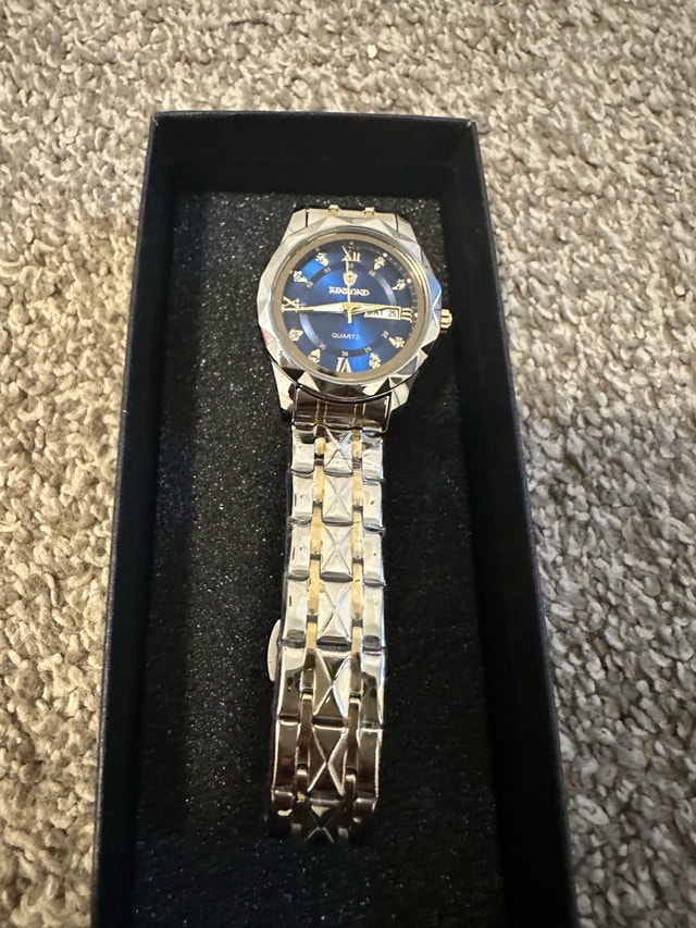 Sunroad Quartz Watch