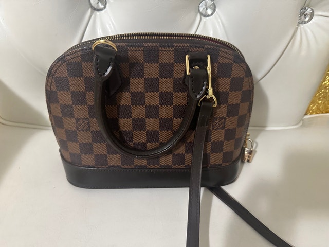 Louis Vuitton Alma BB